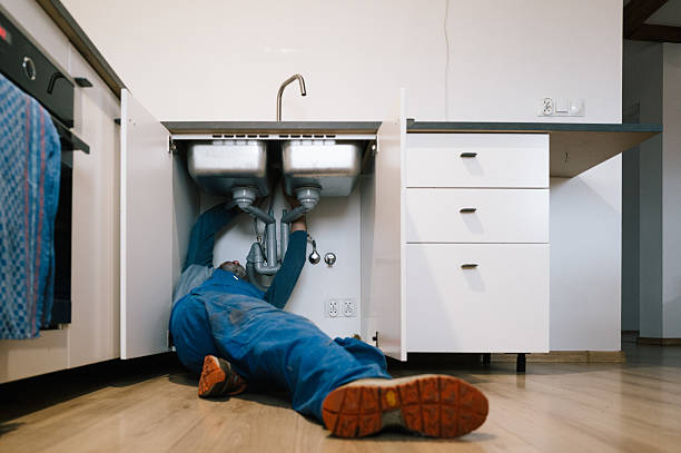 Professional Drain Cleaning technician working in Lyndhurst, OH